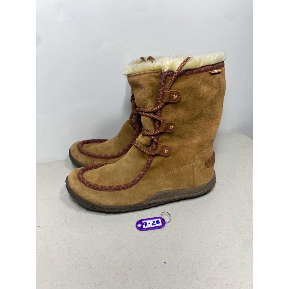 Cushe Boots Womens Booties Waterproof size 8